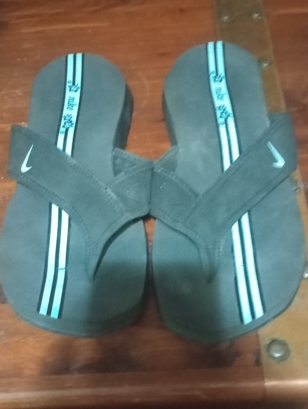 Nike Flip Flops Size 10.